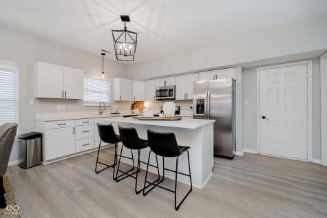 12253 Rambling Road Fishers IN 46037