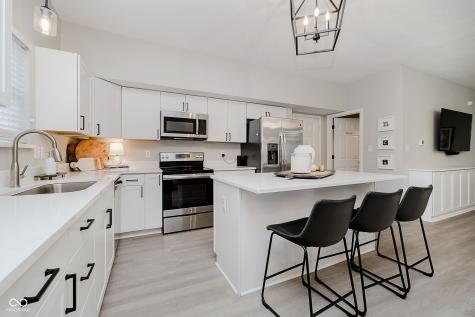 12253 Rambling Road Fishers IN 46037