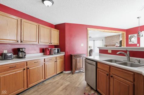 9949 Blue Ridge Way Indianapolis IN 46234