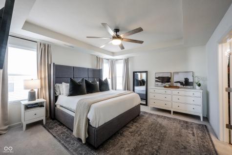 13045 Hartswood Drive Fishers IN 46037