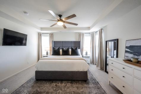 13045 Hartswood Drive Fishers IN 46037