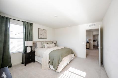 13045 Hartswood Drive Fishers IN 46037
