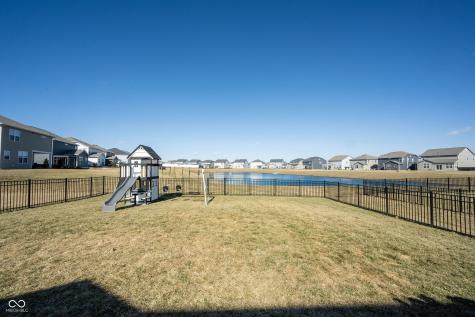 13045 Hartswood Drive Fishers IN 46037