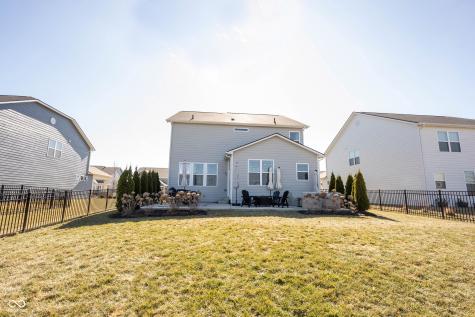 13045 Hartswood Drive Fishers IN 46037