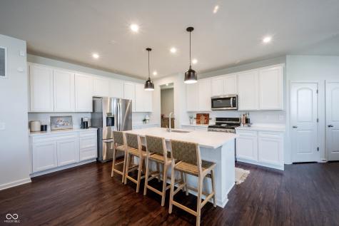 13045 Hartswood Drive Fishers IN 46037