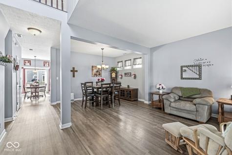 8595 Harlekin Court Avon IN 46123