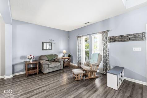 8595 Harlekin Court Avon IN 46123