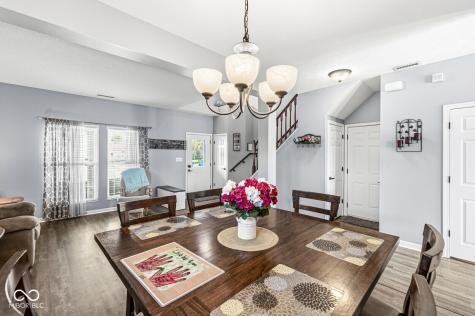 8595 Harlekin Court Avon IN 46123