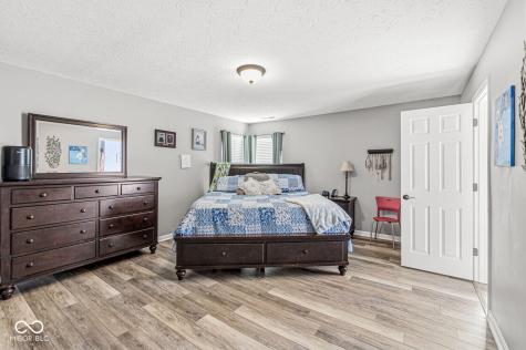 8595 Harlekin Court Avon IN 46123