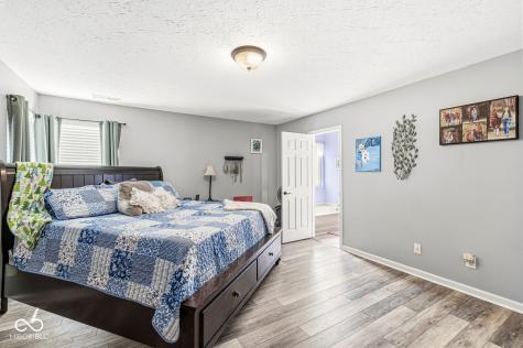8595 Harlekin Court Avon IN 46123