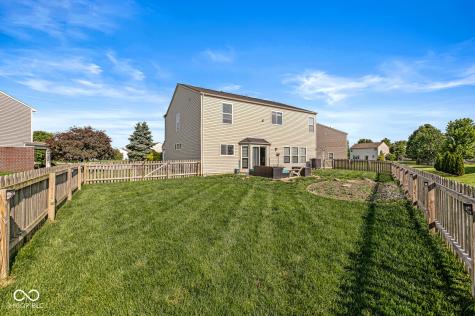 8595 Harlekin Court Avon IN 46123
