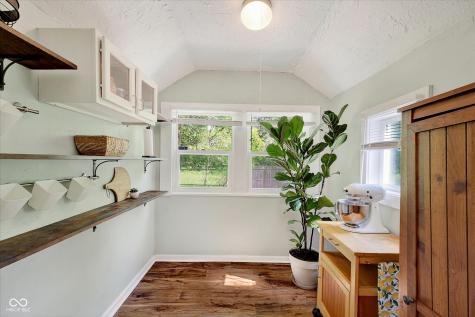 2620 W 61st Street Indianapolis IN 46228