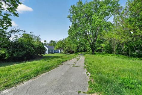 2620 W 61st Street Indianapolis IN 46228