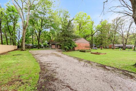 3301 Melbourne Road South Drive Indianapolis IN 46228