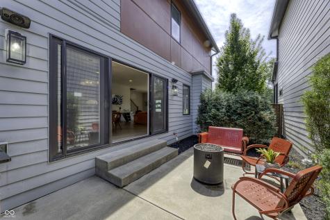 8686 Morgan Drive Fishers IN 46038