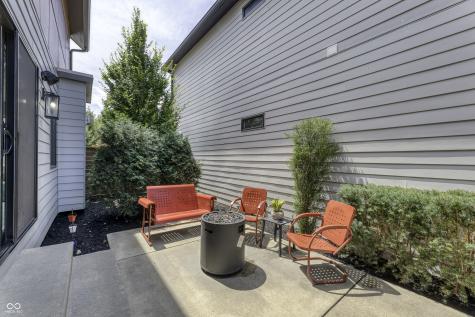8686 Morgan Drive Fishers IN 46038