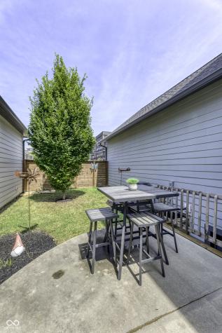 8686 Morgan Drive Fishers IN 46038
