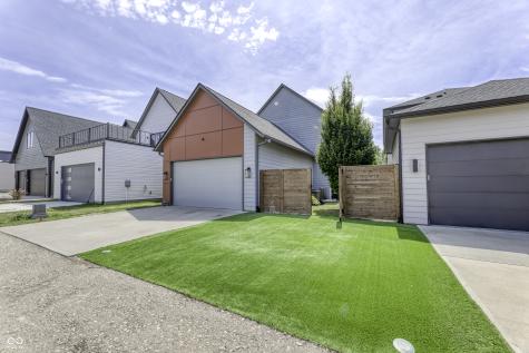 8686 Morgan Drive Fishers IN 46038