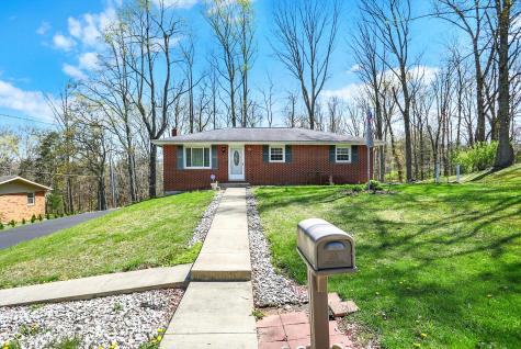 220 SE Cherokee Drive North Vernon IN 47265