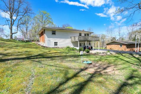 220 SE Cherokee Drive North Vernon IN 47265