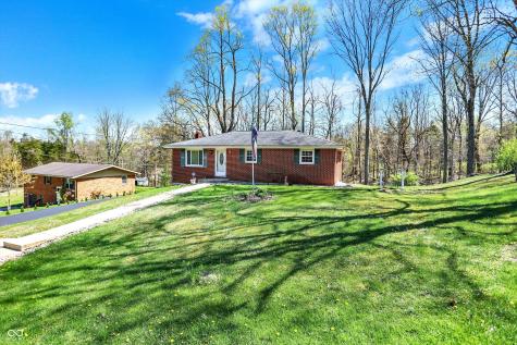 220 SE Cherokee Drive North Vernon IN 47265