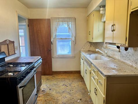 5425 E 11th Street Indianapolis IN 46219