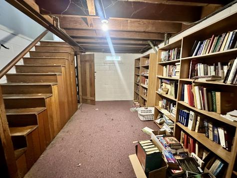 5425 E 11th Street Indianapolis IN 46219