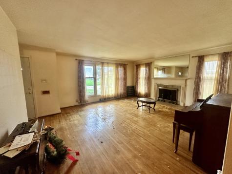 5425 E 11th Street Indianapolis IN 46219