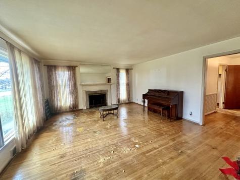 5425 E 11th Street Indianapolis IN 46219