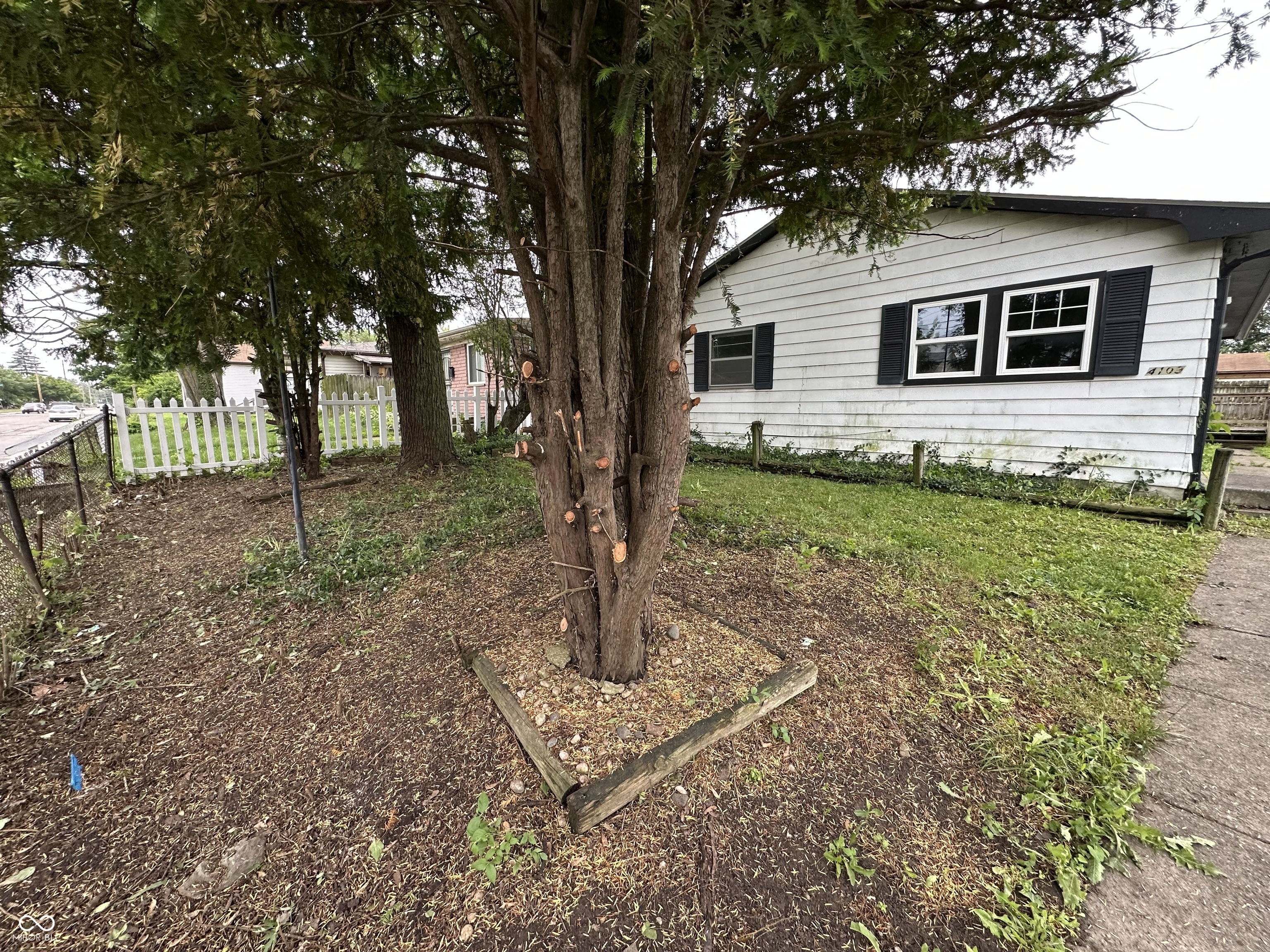 4109 East 21st Street Indianapolis IN 46218