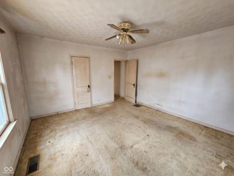 1324 Thornburg Street New Castle IN 47362