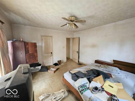1324 Thornburg Street New Castle IN 47362
