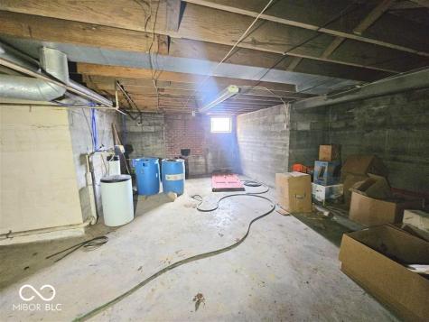 1324 Thornburg Street New Castle IN 47362
