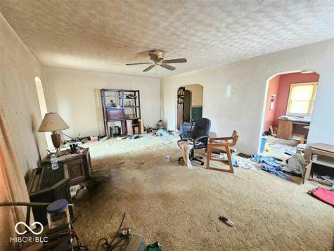 1324 Thornburg Street New Castle IN 47362