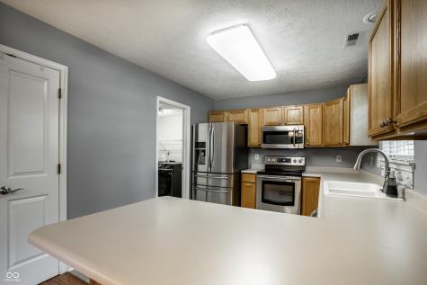 11588 Wildflower Court Fishers IN 46038