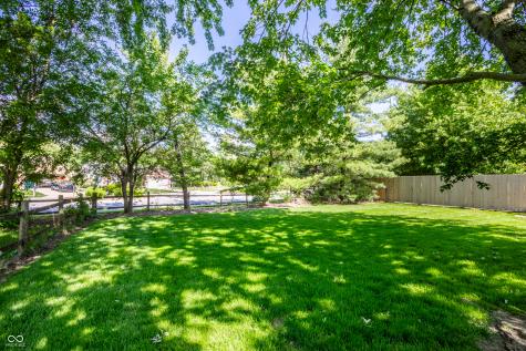 11588 Wildflower Court Fishers IN 46038