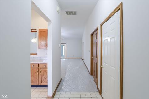 1347 Swan Drive Franklin IN 46131