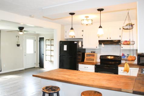 7509 N 330 W Columbus IN 47201