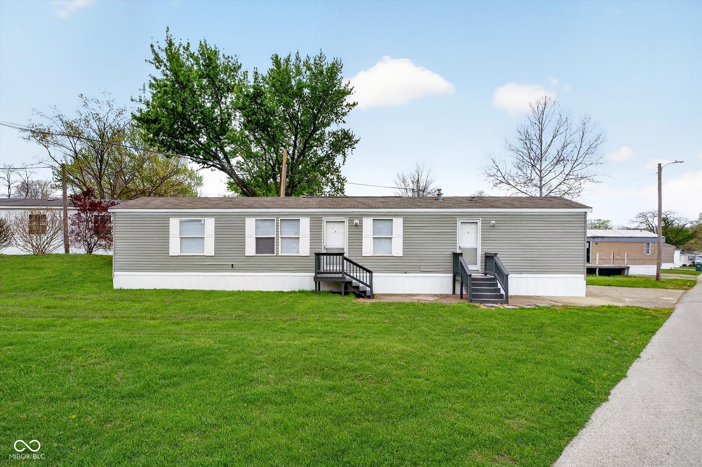 154 Echo Lake E Mooresville IN 46158