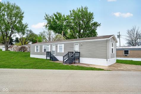 154 Echo Lake E Mooresville IN 46158