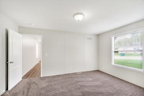 154 Echo Lake E Mooresville IN 46158