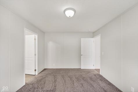 154 Echo Lake E Mooresville IN 46158