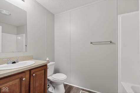 154 Echo Lake E Mooresville IN 46158