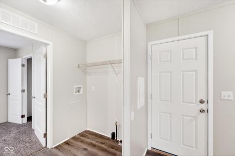 154 Echo Lake E Mooresville IN 46158