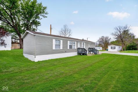 154 Echo Lake E Mooresville IN 46158