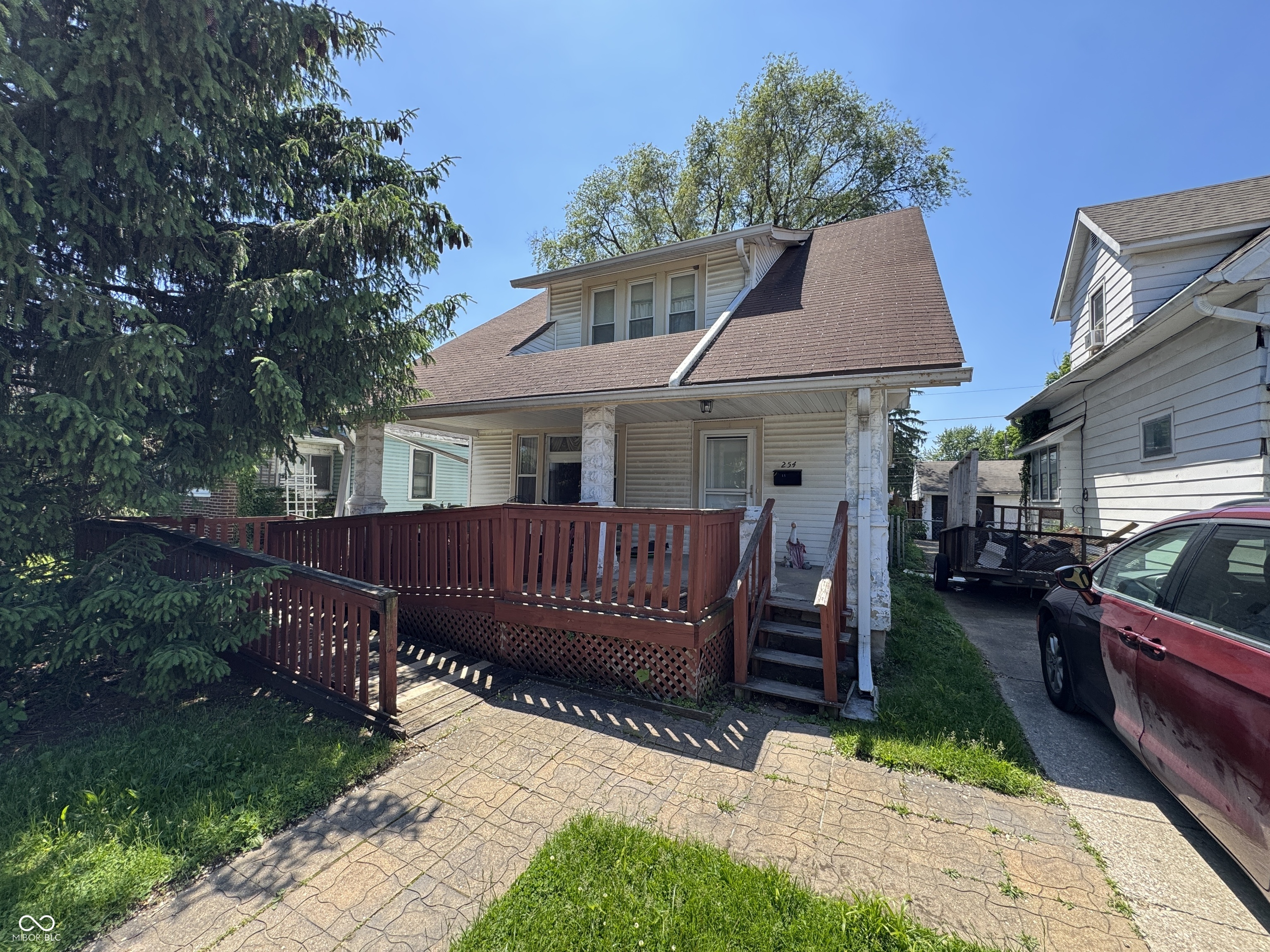 254 N Mount Street Indianapolis IN 46222