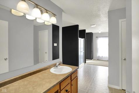 5834 Skyward Lane Indianapolis IN 46234