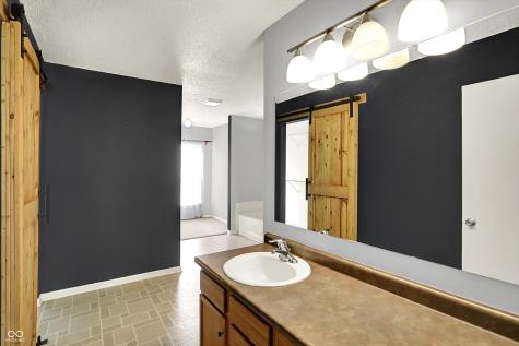 5834 Skyward Lane Indianapolis IN 46234