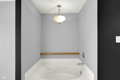 5834 Skyward Lane Indianapolis IN 46234