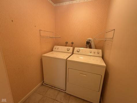 3419 E 69th Street Indianapolis IN 46220